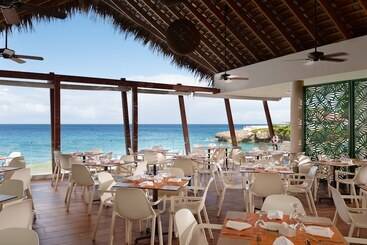 هتل Select At Casa Marina Adults Only All Inclusive