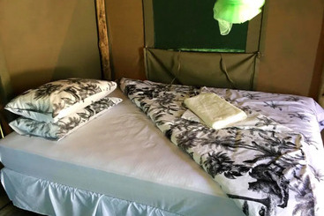 هاستل Twyfelfontein Tented Camp