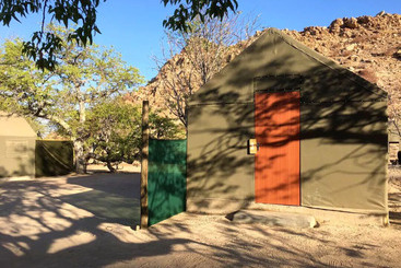 هاستل Twyfelfontein Tented Camp