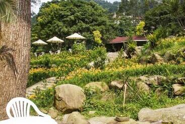 پانسیون Hemerocallis Country House
