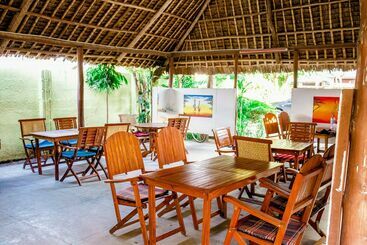 پانسیون Msafiri Lodge