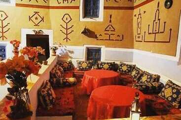 膳宿费 Riad Dar Outebba