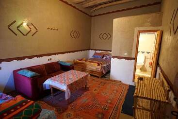 膳宿费 Riad Dar Outebba