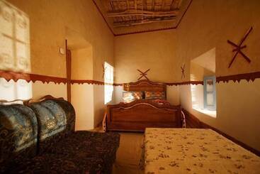 膳宿费 Riad Dar Outebba