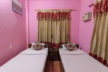 Spot On 617 Hotel Hemant