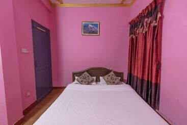 Spot On 617 Hotel Hemant