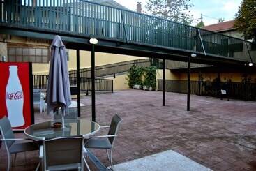 Apartahotel Rural Collarubio Luxury