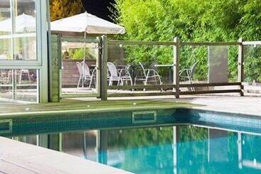 هتل Best Western  Le Bordeaux Sud