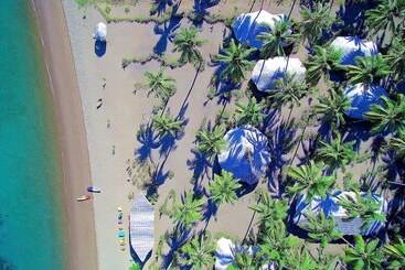هتل Coconut Garden Beach Resort