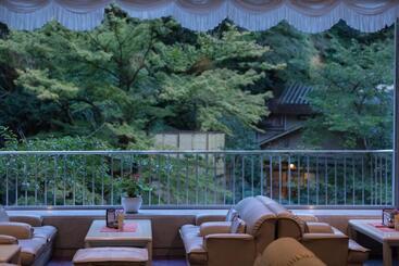 هتل Arima Onsen Gekkoen Yugetsusanso