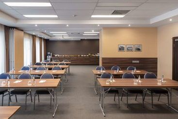هتل Hampton By Hilton Minsk City Centre