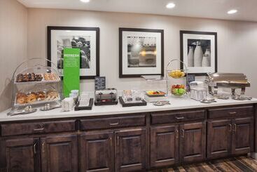 هتل Hampton Inn & Suites Sioux City South