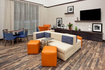 هتل Hampton Inn & Suites Sioux City South