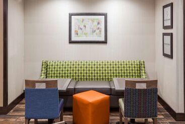 هتل Hampton Inn & Suites Sioux City South