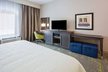 هتل Hampton Inn & Suites Sioux City South