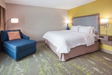 هتل Hampton Inn & Suites Sioux City South