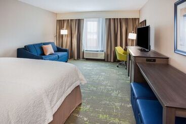 هتل Hampton Inn & Suites Sioux City South