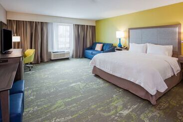 هتل Hampton Inn & Suites Sioux City South