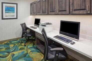 هتل Hampton Inn & Suites Sioux City South