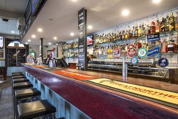 Nightcap At Federal Hotel Mt Gambier