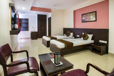 هتل Oyo Premium Jaipur Airport