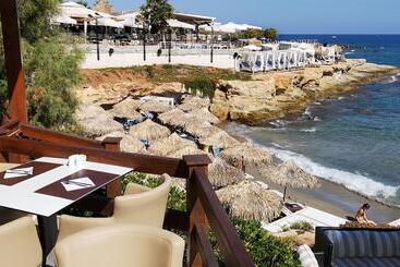 호텔 Porto Greco Village Beach