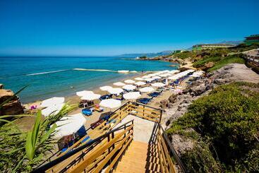 호텔 Porto Greco Village Beach