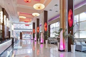 هتل Riu Plaza New York Times Square