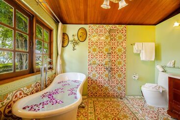 هتل Royal Thai Villas Phuket