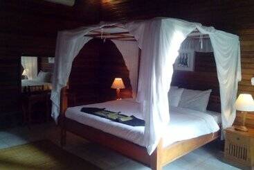 هتل Sunset Cave Villas Lembongan