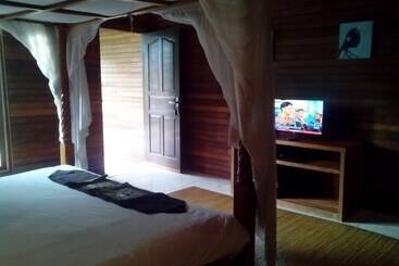 هتل Sunset Cave Villas Lembongan