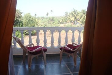 Am Hotel Kollection:ivy, Morjim