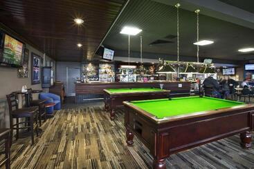 مُتل Nightcap At Morwell