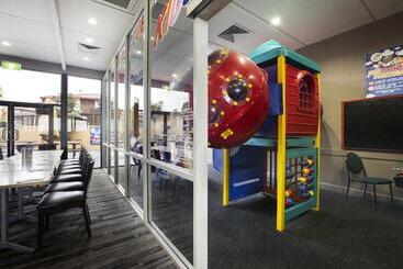 مُتل Nightcap At Morwell
