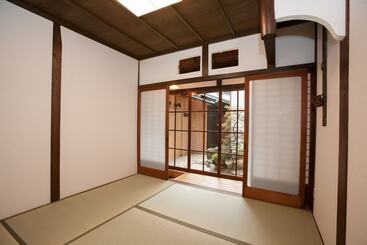 پانسیون Machiya Guest House Mimoro