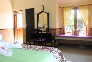 پانسیون Mans Cottages & Spa
