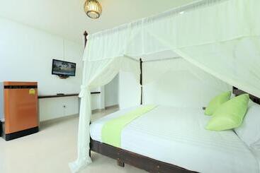 Phi Phi Chang Grand Resort