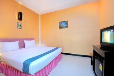 Phi Phi Chang Grand Resort