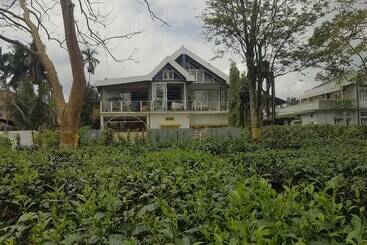 تختخواب و صبحانه Homestay By The Tea Garden Dibrugarh