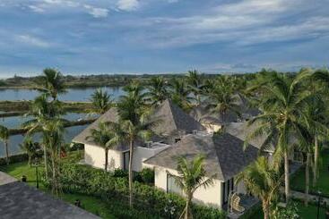 هتل Cocoland River Beach Resort & Spa