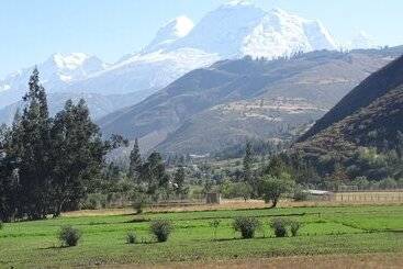 هتل Departamentos Bellavista Deluxe  Huaraz