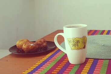 هتل Hostal Vital Yek