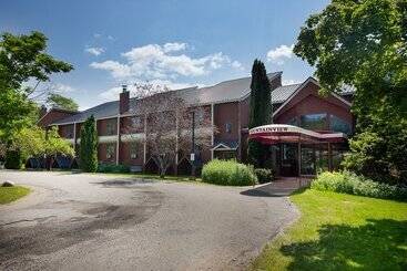 هتل Mendon Mountainview Lodge