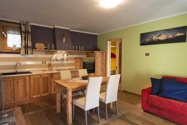 هتل روستایی Agriturismo Gli Elfi