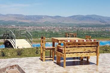 Mavi Sedir Saglik Oteli