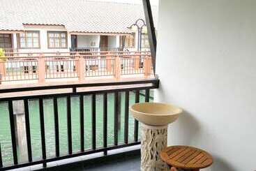 پانسیون Alpine Lxpd Water Chalet