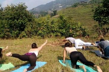 پانسیون Begnas Yoga & Retreat
