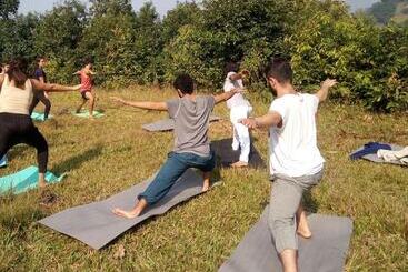 پانسیون Begnas Yoga & Retreat