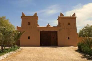 پانسیون Kasbah Azimounde
