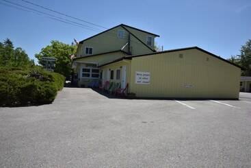 Robbins Motel